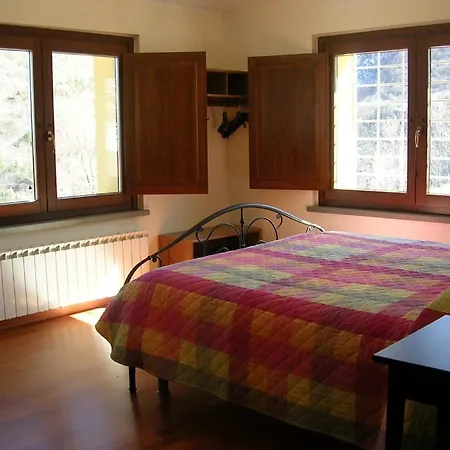 Agriturismo Il Faggio Hétvégi ház Gualdo Tadino